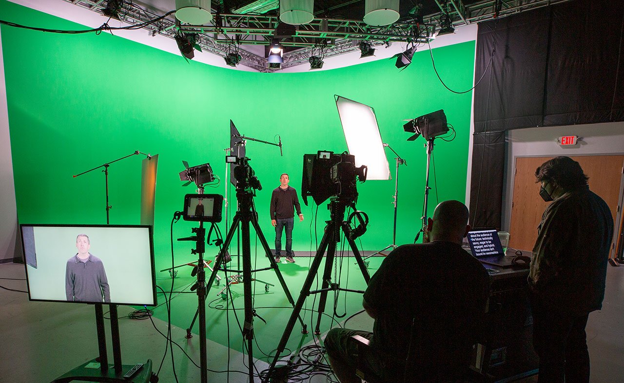 Cyclorama Studio Greenscreen